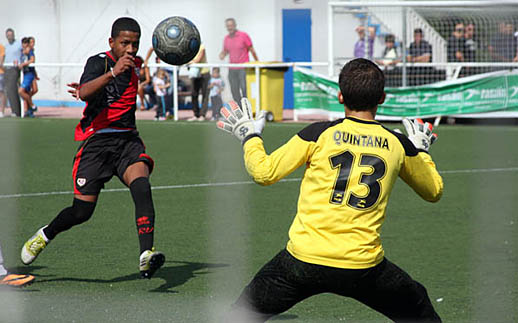 El Torneo de apoyo a Madrid 2020 se saldó con un éxito de participación de clubes, jugadores y entusiasmo por el fútbol.