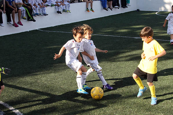 Los chupetines cumplen en su primer año como futbolistas